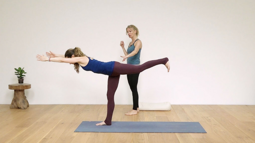 Alignment cues I no longer use - Ekhart Yoga