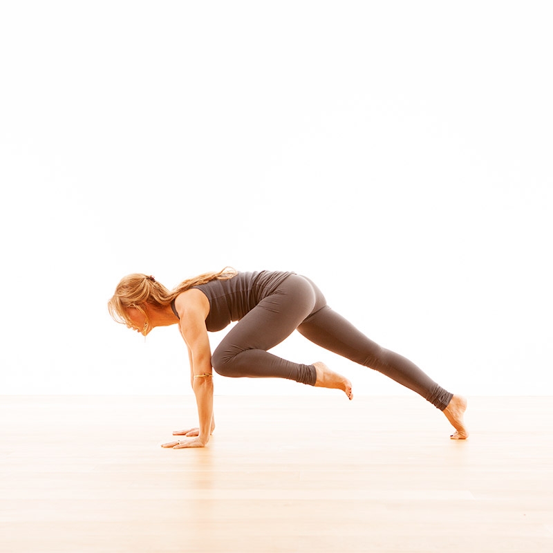 Core Strength Vinyasa Yoga - Ekhart Yoga