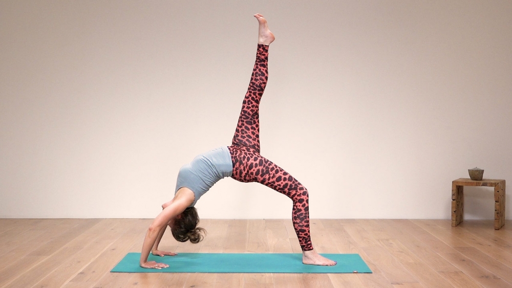 5 Yoga Poses to Balance The Root (Mooladhara) Chakra