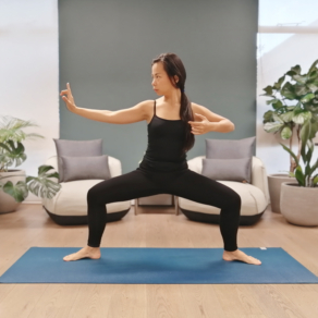 Wenlin Tan in Qigong stance