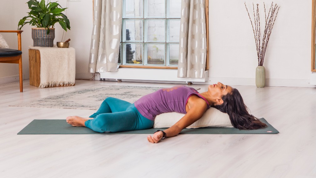 Yoga: The Key to Swift and Effective Shoulder Injury Rehabilitation | by  Yogarishi | Medium