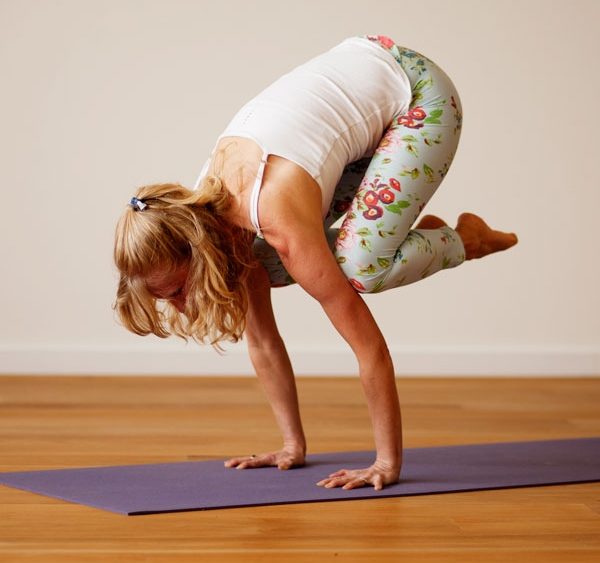 One Legged Arm Balance Yoga Pose - Forte Yoga