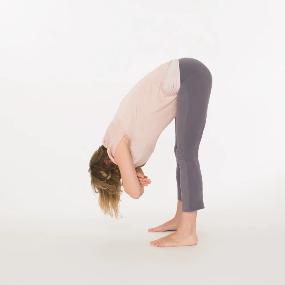 Dangling - Ekhart Yoga