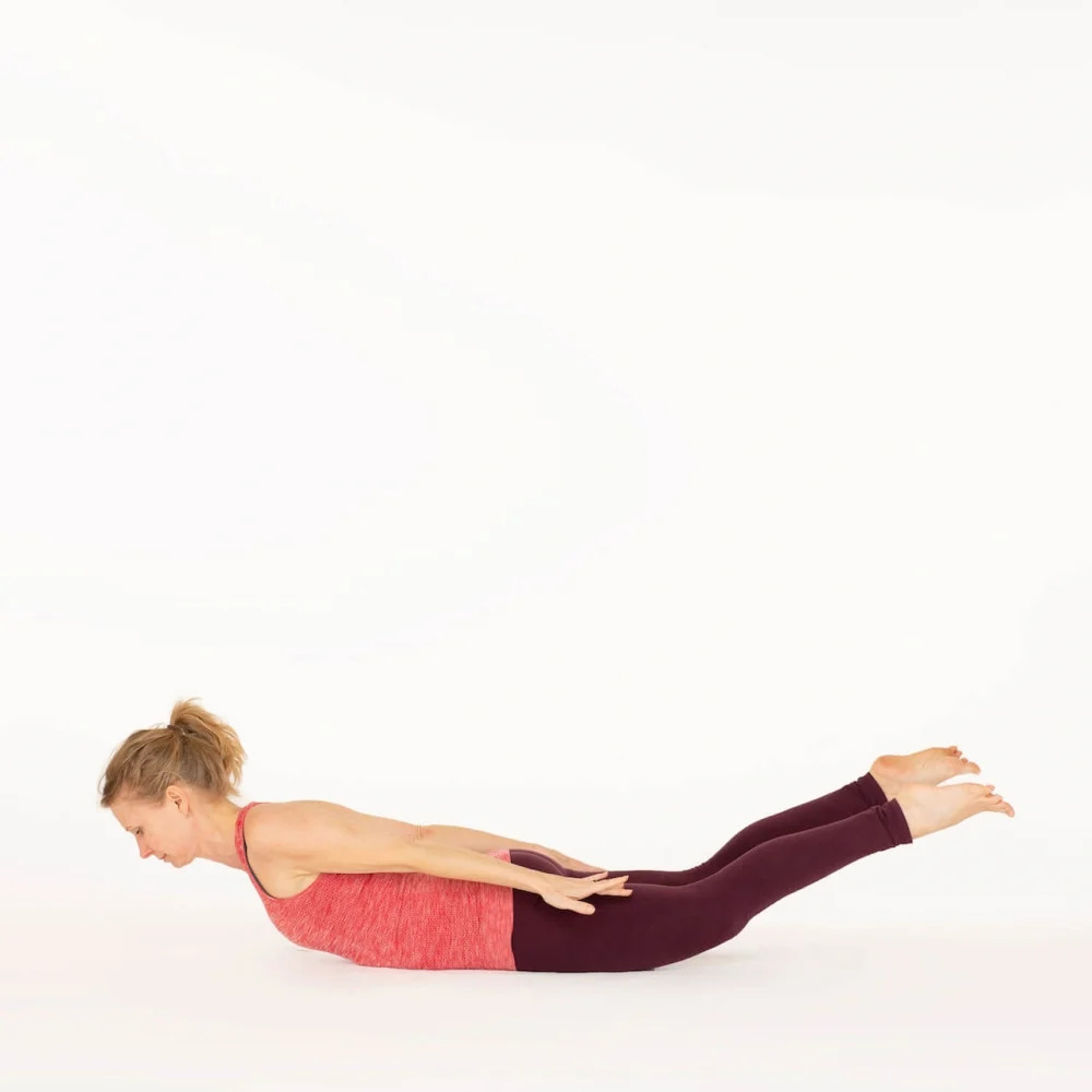 5 Boat Pose Variations To Wake Up Your Core - DoYou