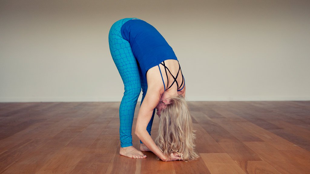 20-Minute Anti-Aging Yoga Sequence to Keep You Young in Mind + Body